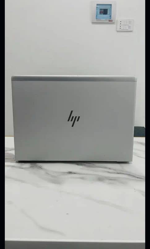 hp 8 generation laptop with touch screen 0