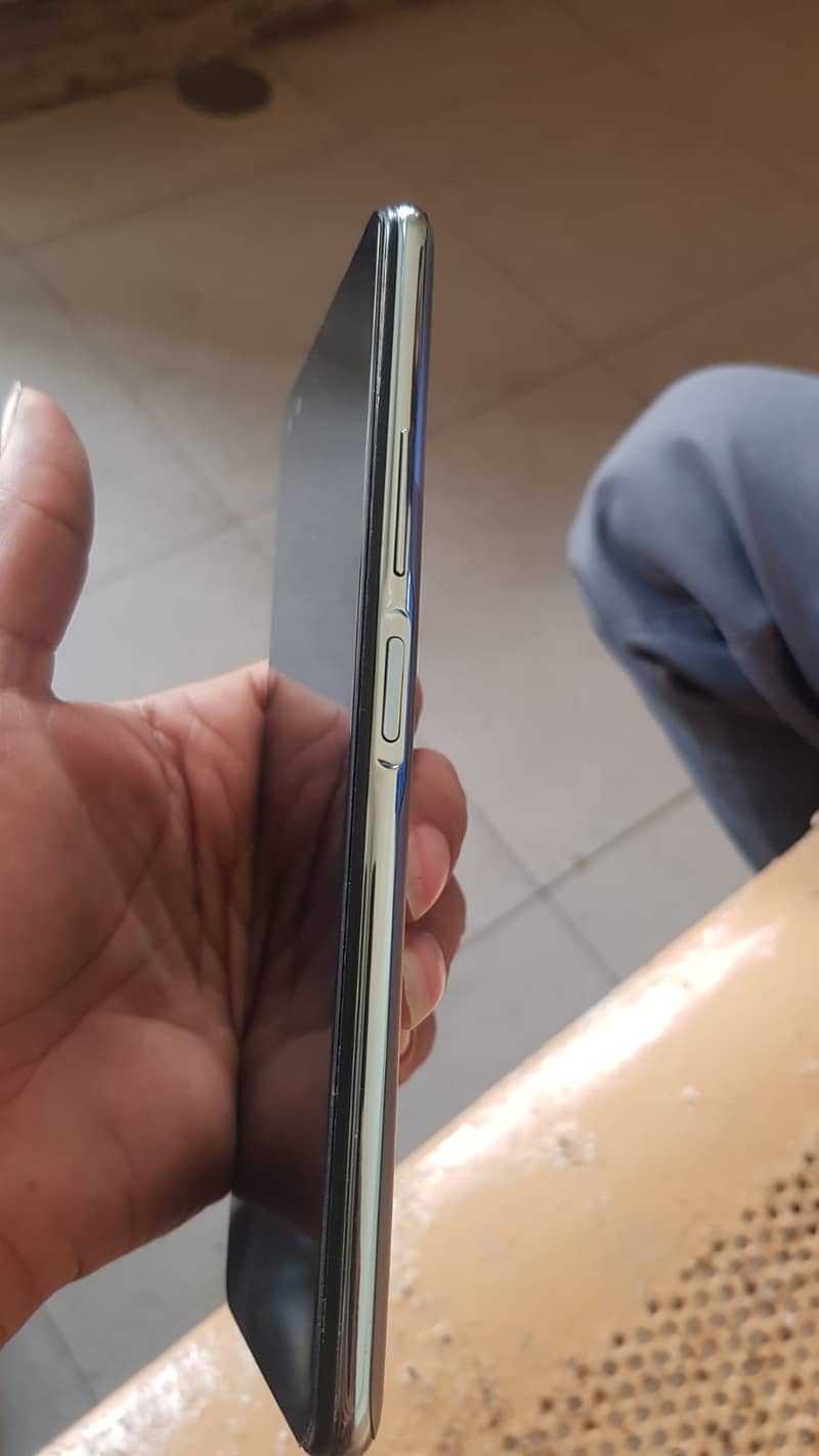 Infinix ZERO 8i 8/128 Looks New 2