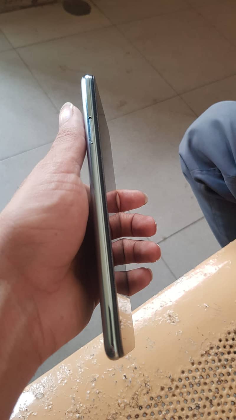 Infinix ZERO 8i 8/128 Looks New 3