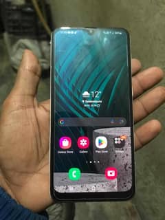 samsung A30s 4/128 condition 10.9