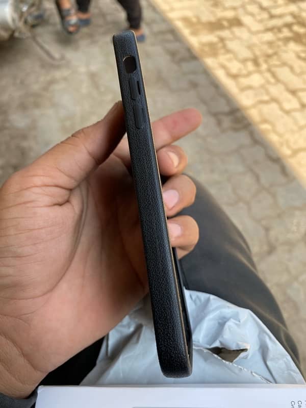 Iphone11 Cover balck shape smooth case 2