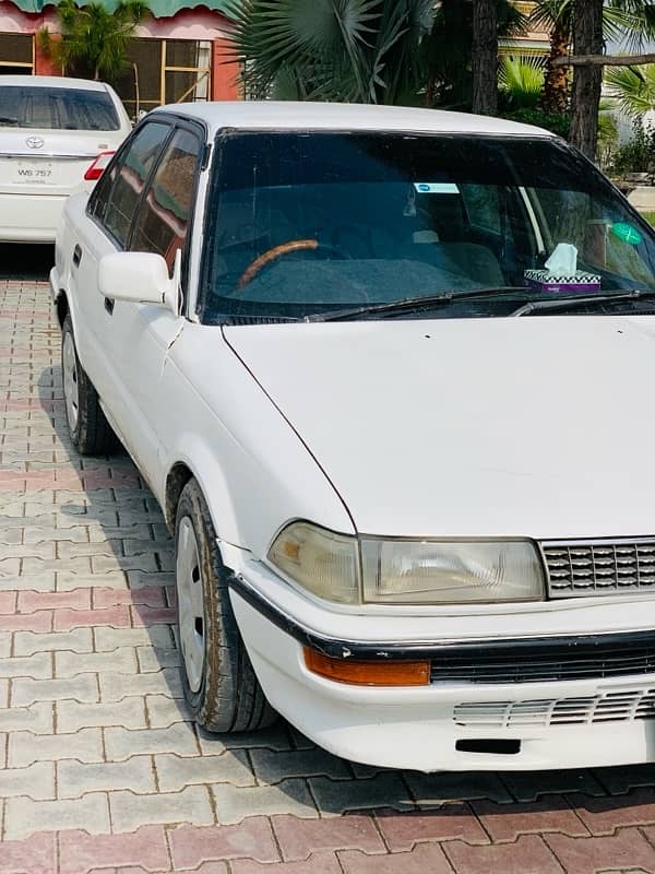 Toyota Corolla 1989 3