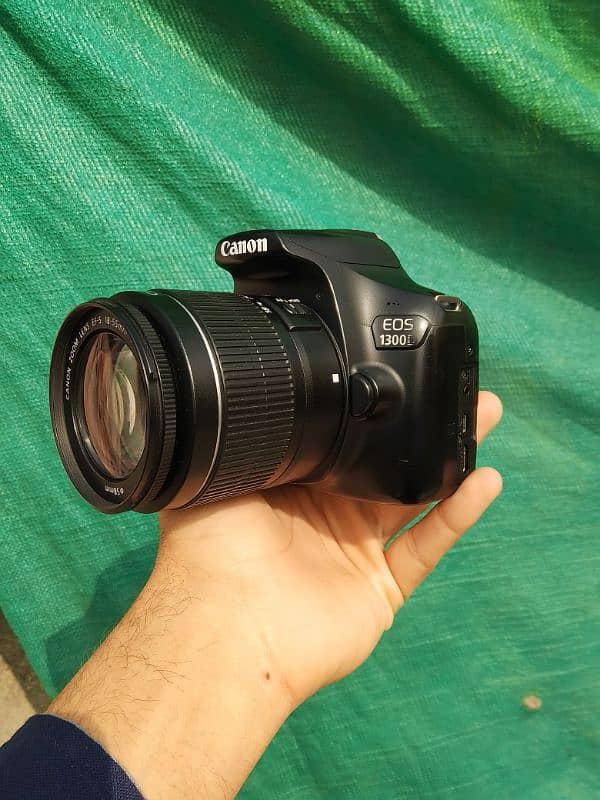 Canon 1300D 1