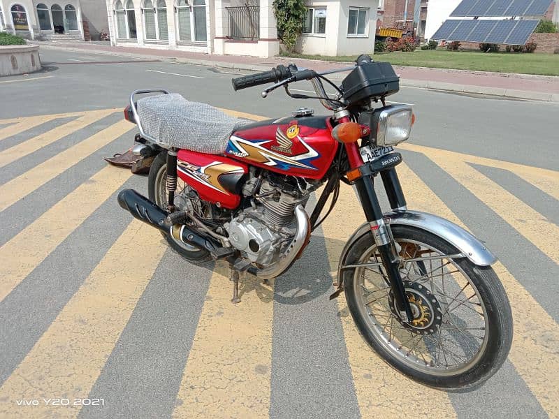 Lush Honda 125 urgent Sale Call 0300/2323/822 0