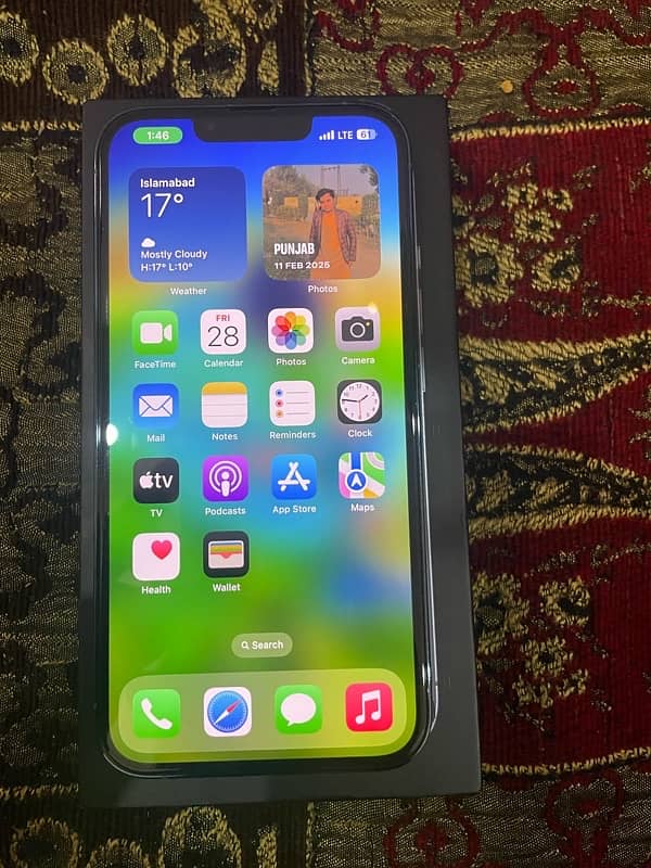 I phone 13 pro non pta but zong or ufone sim chalti ha water pack ha 3