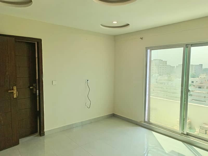 2 BEDROOM NON FURNISHED APRTMENT FOR SALE IN BAHRIA TOWN LAHORE 9