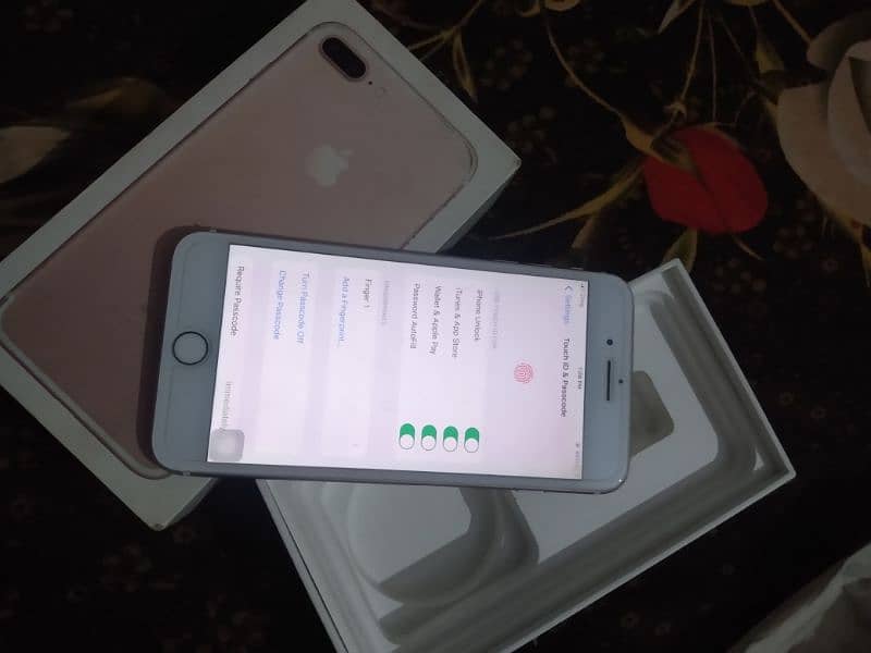 iphone 7plus 128gb Pta approved 15