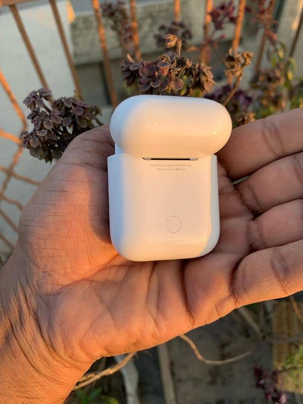 Airpod generation 2 2