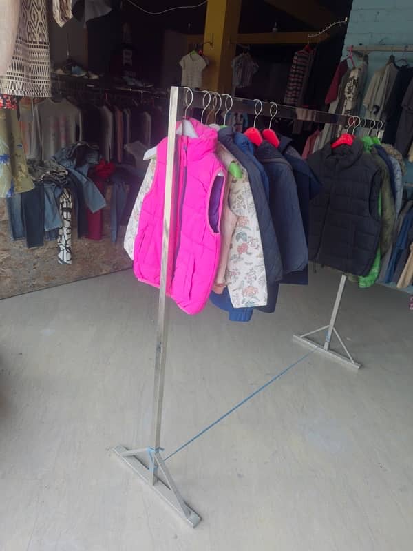 clothes stand for sale 8000 5