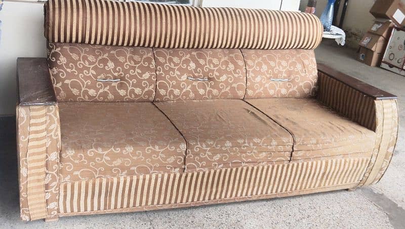 Used 5 seater Sofa 1