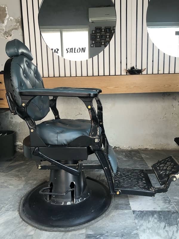 Salon Chair 0