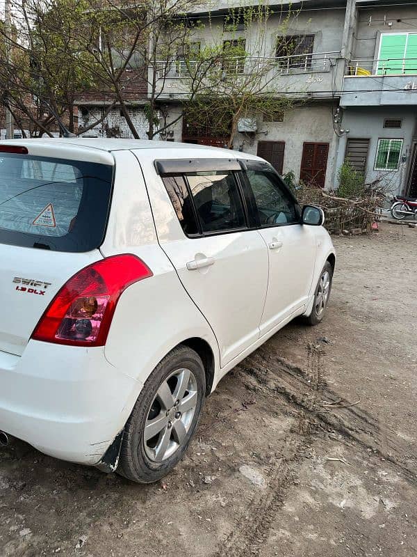 Suzuki Swift 2015 4