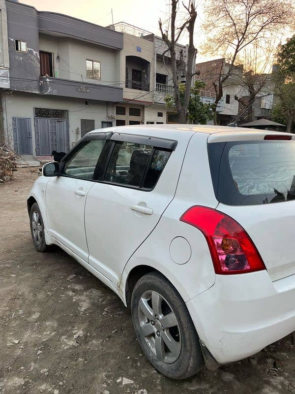 Suzuki Swift 2015 5