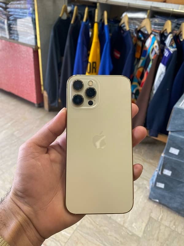 iPhone 12 Pro Max Golden edition 0