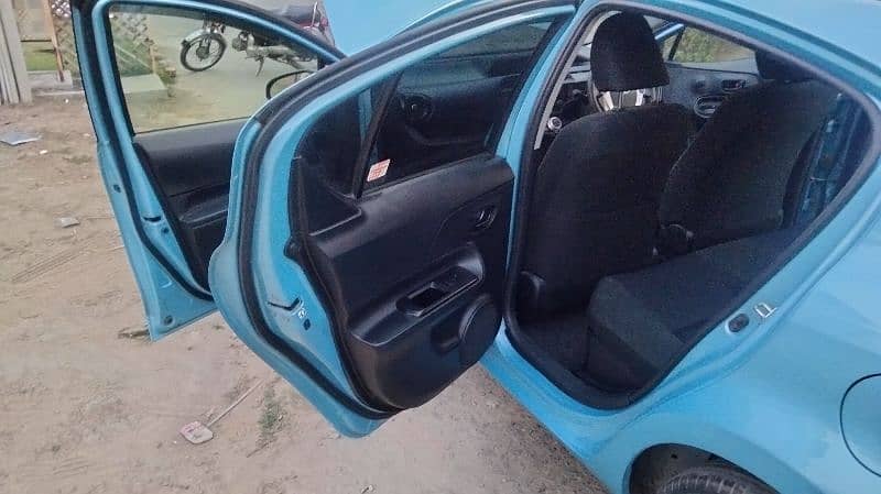 Toyota Aqua 1st owner bater vitz passo Honda city Suzuki cultus  swift 11