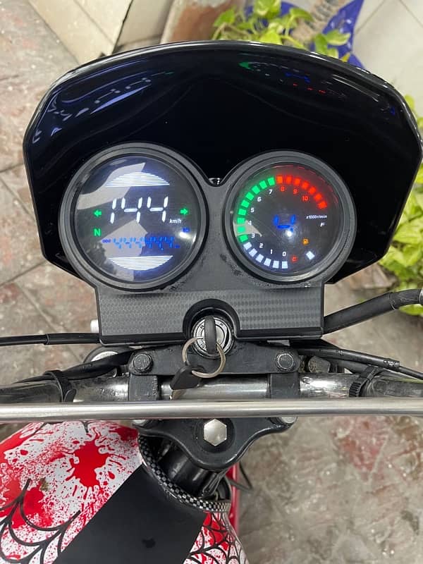 Suzuki gs 150 SE Like New 9