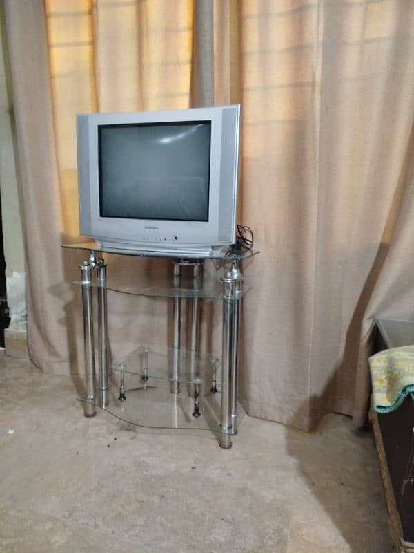 TV with trolly 1