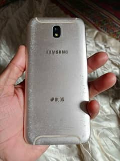 samsung j7 pro urgent sale or exchange