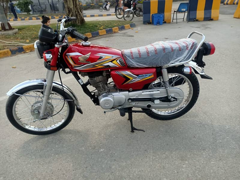 Assalam moualikum I miss selling my bike Honda cg 125 Hyderabad no 2