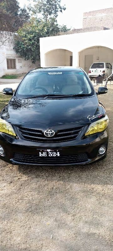 Toyota Corolla Altis 2011 1