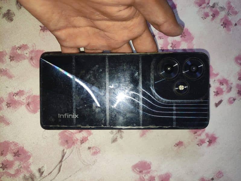 6/128 gb with box black color 10/9 condition INFINIX HOT 30 0