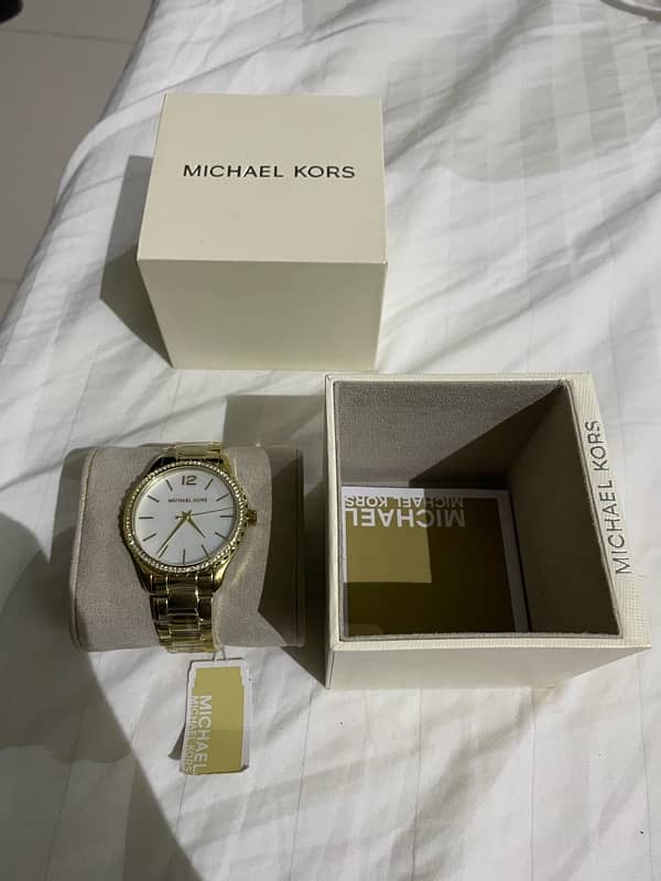 Michael Kors Women’s Quartz Gold 1