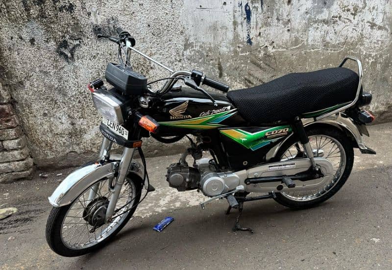 Honda CD 70 2013 model first hand total original 100% 0