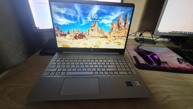 Hp i5 11th gen Laptop   8 gb RAM 7