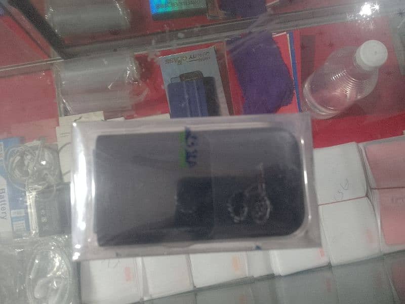 Nokia 2720flip dual sim box pack 4