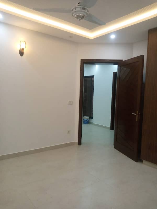 10 Marla House For Sale In Paragon City Lahore 22