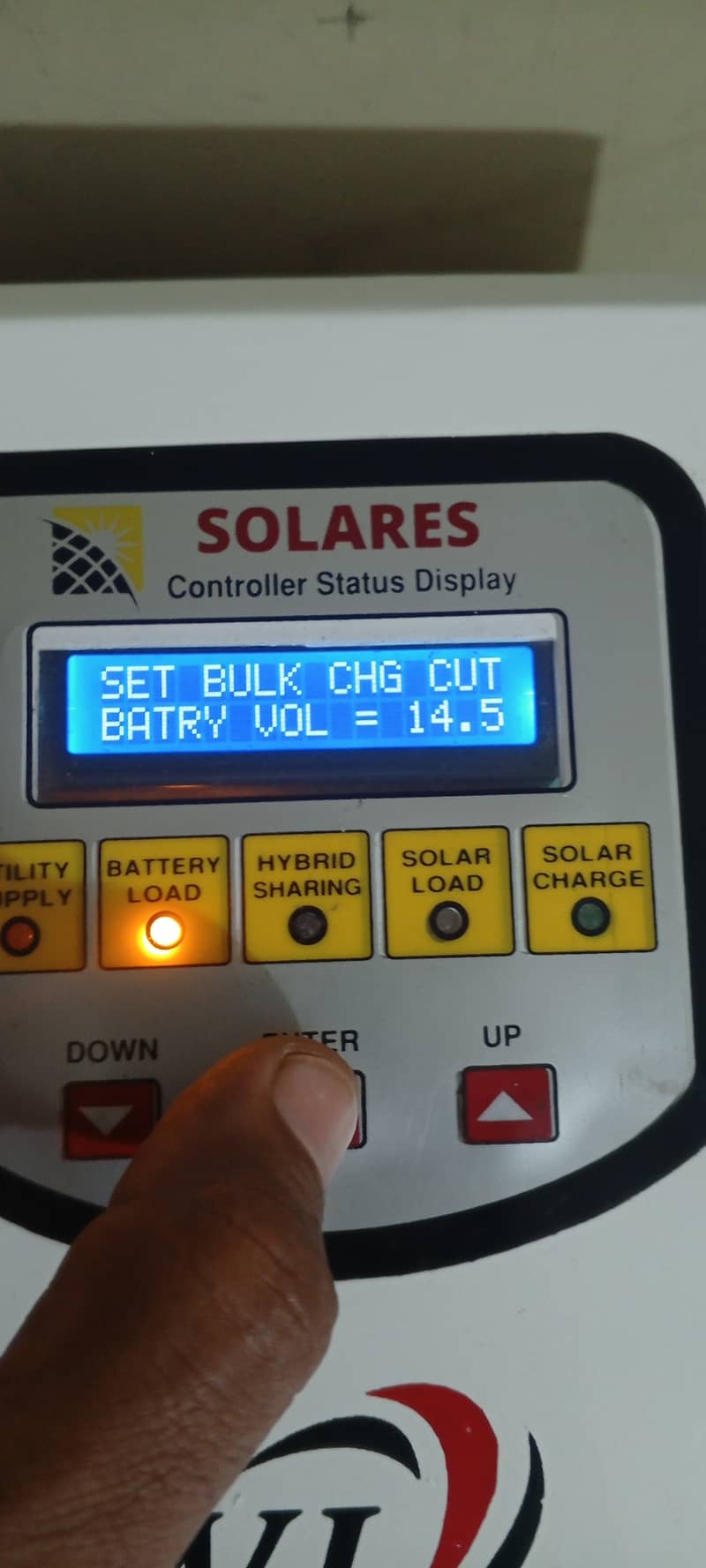 MPPT Solar Charge Controller – 10 Months Used – Best Price! 8