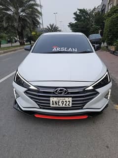 Hyundai Elantra 2021