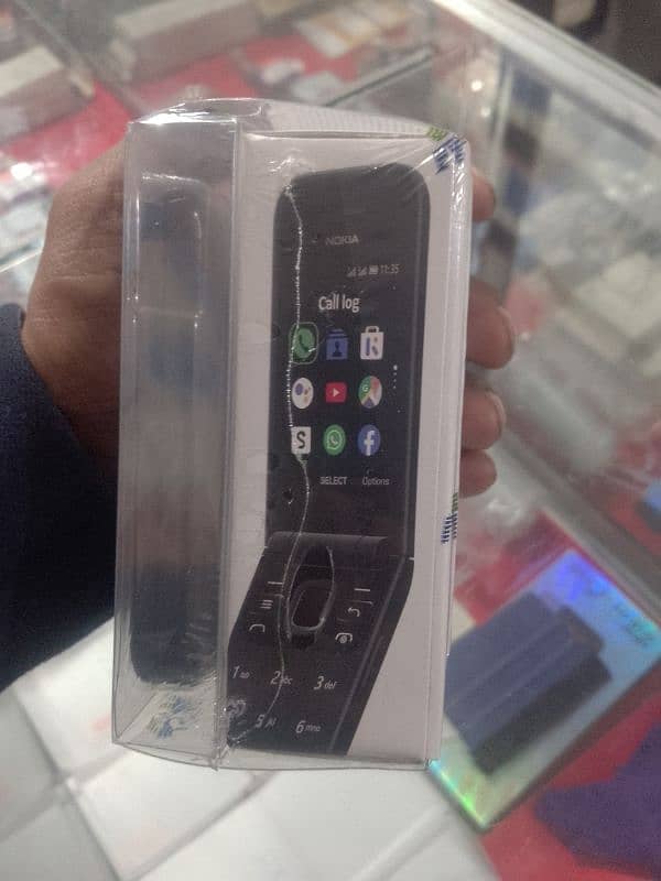 Nokia 2720flip dual sim box pack 0