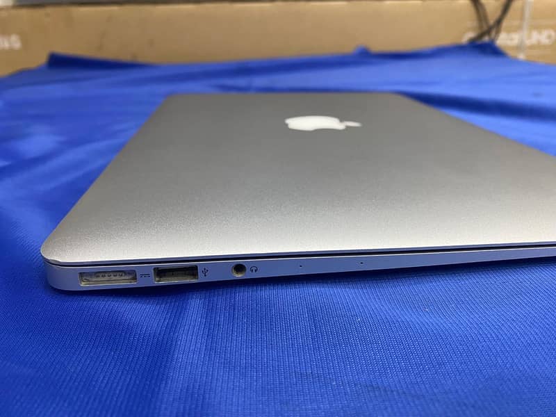 Apple MacBook Air 13-inch (2017) – Excellent Condition 6