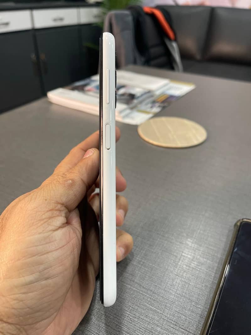 Samsung Mobile A13 3
