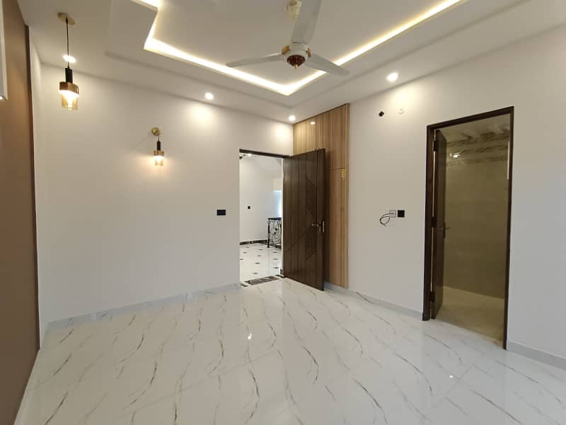 5 Marla Brand New Beautiful or Spanish House Near Emporium Mall Solid Construction A+++ Gated Area Near Park Market And Mosque Near to Main Bouleward 35