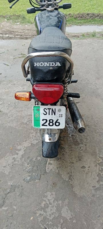 Honda CD 70 2013model h 18model ky geniune tanki tapy h 10