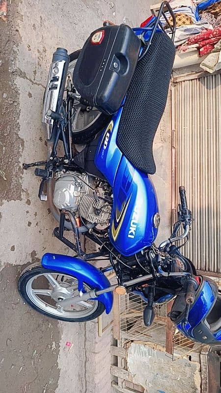 Suzuki 110 blue colour 4