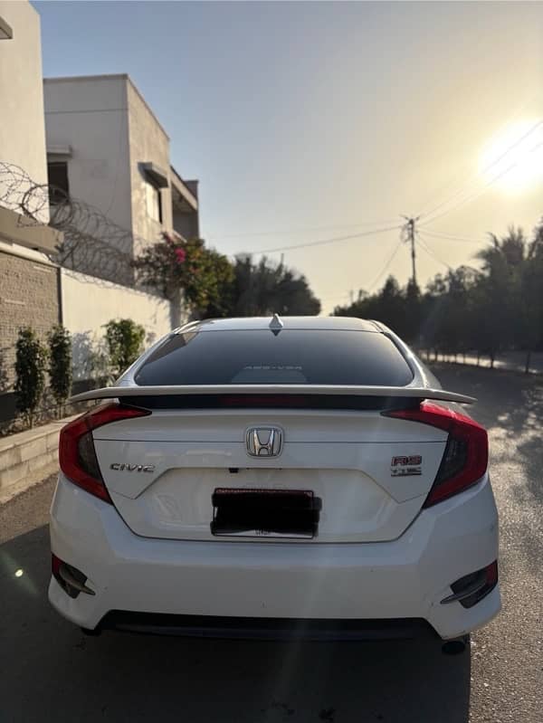 Honda Civic Turbo 1.5 2016 1