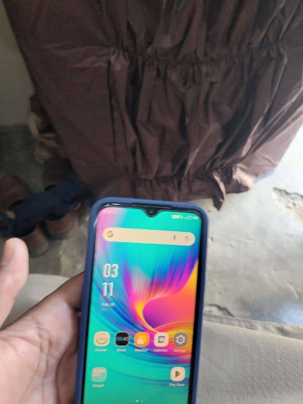 hot 9 play 4/64 infinix good condition 7