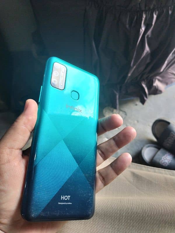 hot 9 play 4/64 infinix good condition 14