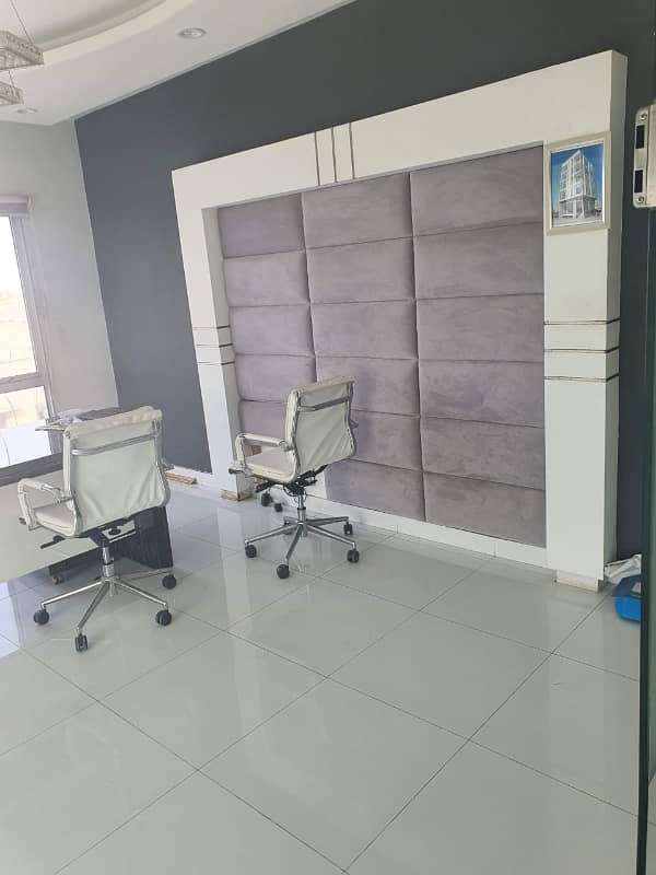 MAN SABA AVAINUE VIP LAVISH FURNISHED OFFICE FOR RENT 24/7 TIME CORNER 16