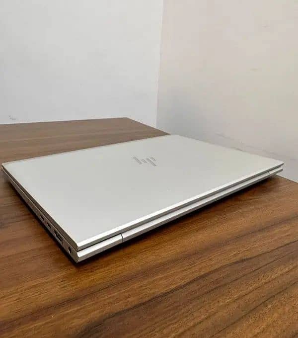 Hp Elitebook 840 G7 i5 10th generation 16GB/512 GB 4