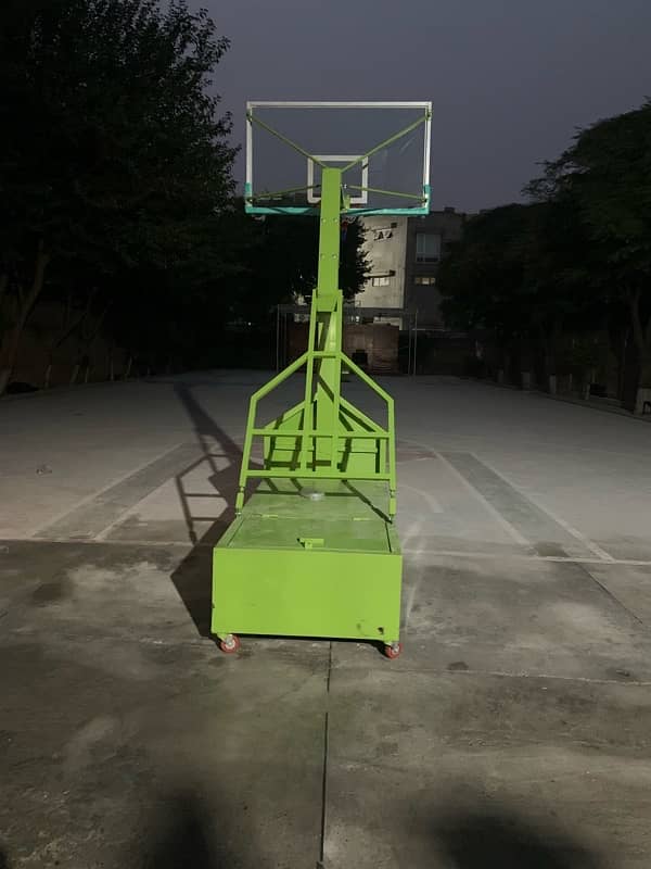Basketball Moveable pole with Tempered Glass board 2