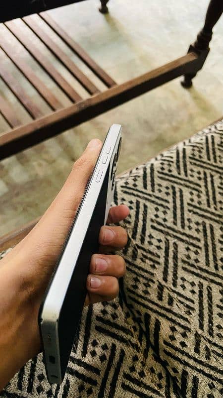 Techno spark 10 pro 4