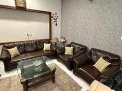 Sofa and center table set