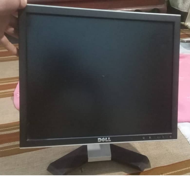 17" Inch Monitor Screen LCD 0