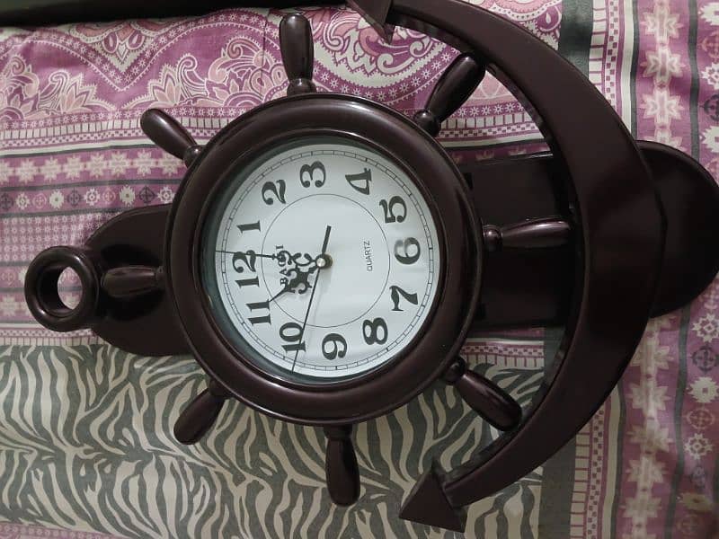 Wall clock 2