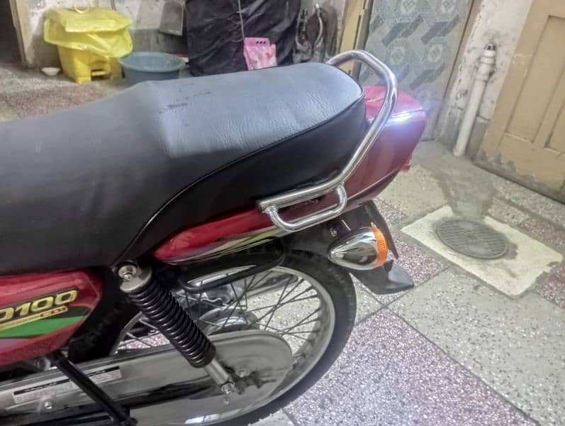 Honda  CD 100 cc 2011 9