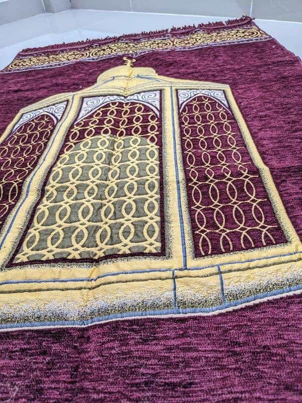 Womens abayas and prayer carpet buy now 5